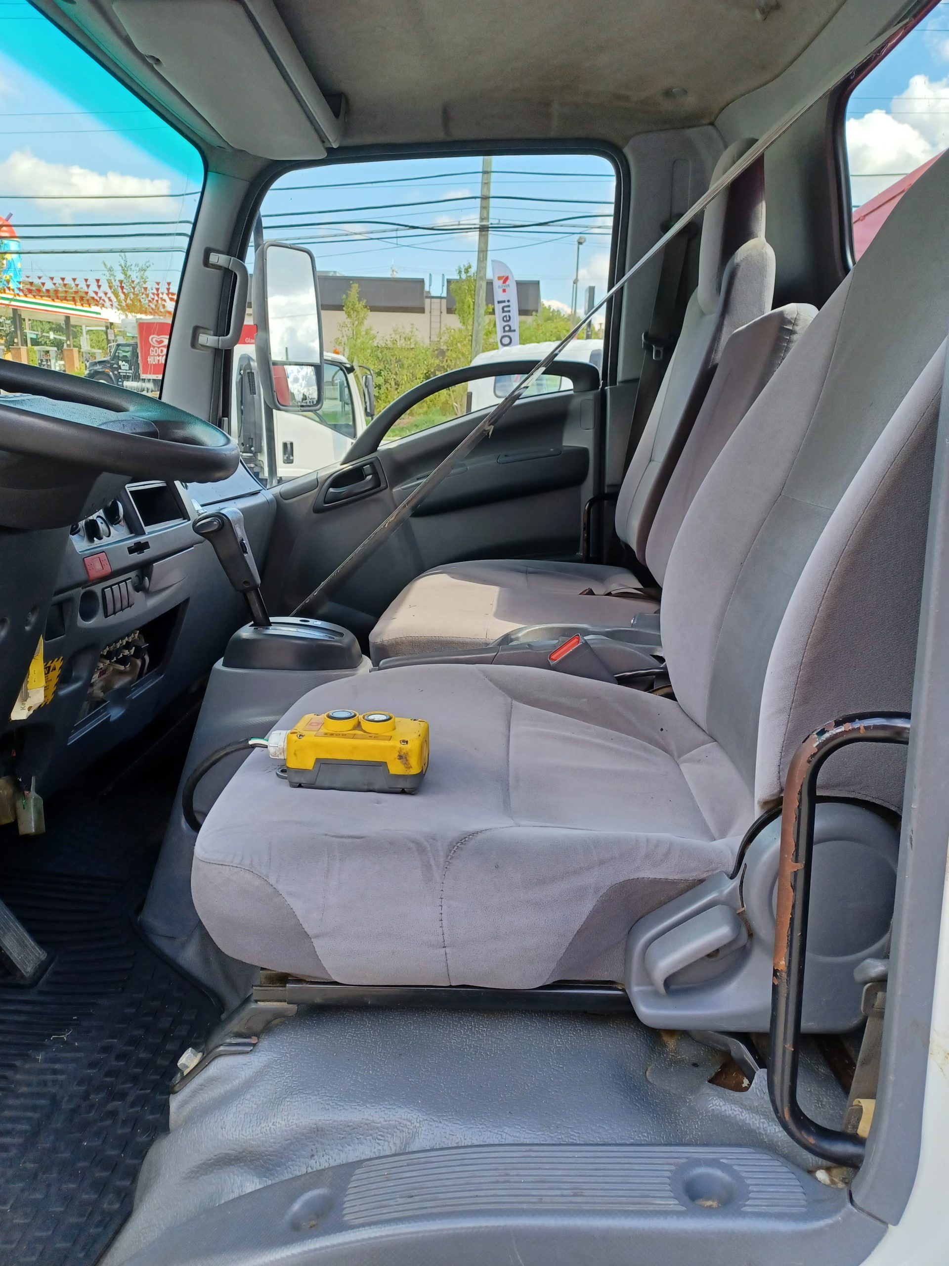Used 2017 Isuzu NRR Regular Cab 4x2, Dump Truck for sale #U4136 - photo 6